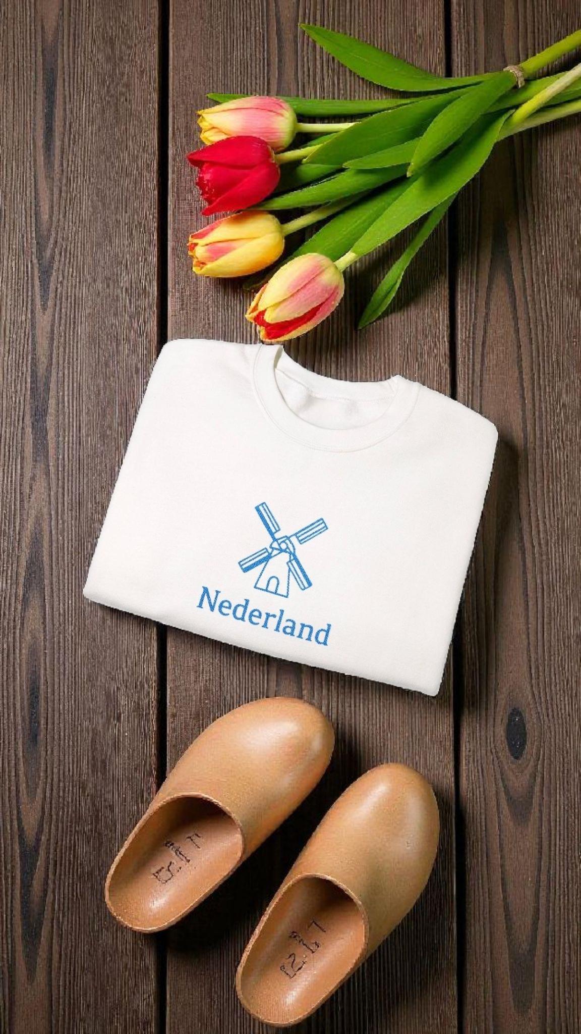 Embroidered Nederland Sweatshirt | Dutch Pride Crewneck | Holland Embroidery Jumper | Netherlands Heritage Gift | Dutch Flag Sweater