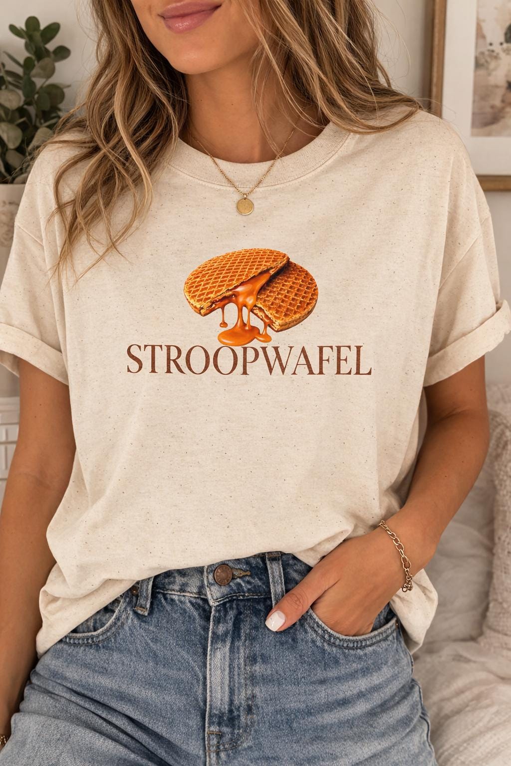 Stroopwafel Shirt | Dutch Dessert Tee | Netherlands Food Shirt | Amsterdam Travel Shirt | Stroopwafel Lover Gift | European Food Graphic Tee