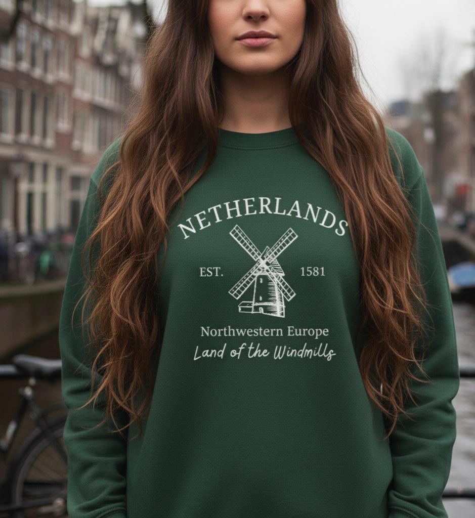 Gezellig Amsterdam Sweatshirt – Cozy Dutch Graphic Pullover, Netherlands Skyline Sweater, Cute Travel Gift